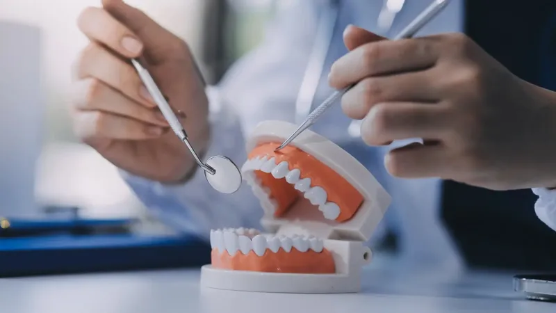 Dental Emergency? Here’s What to Do (And How We Can Help)